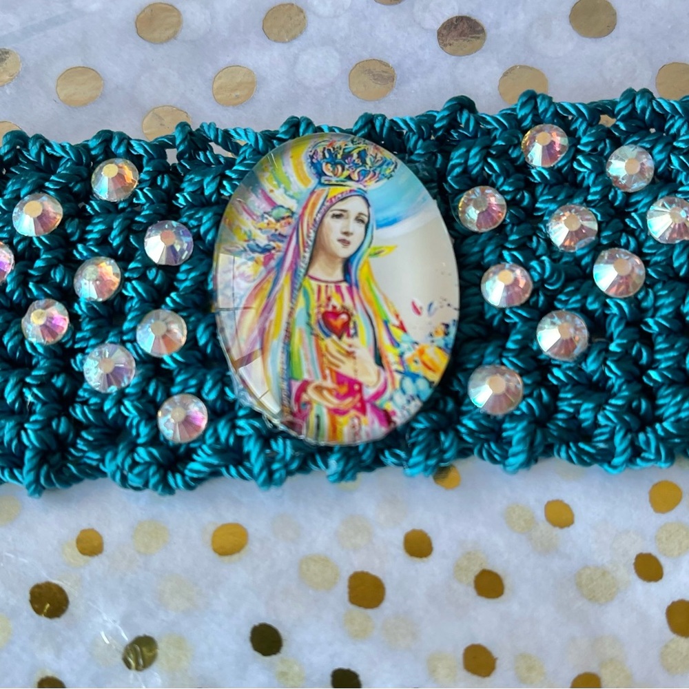 Hand Knits 2 Love Bracelet Virgin Mary Watercolor Cabochon Glass Beads Designer